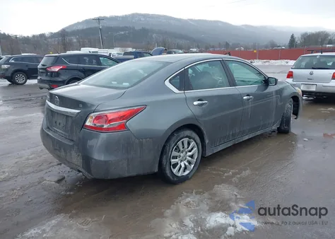 2015 Nissan Altima 2.5 S из США, поврежденный, VIN 1N4AL3AP8FC204986